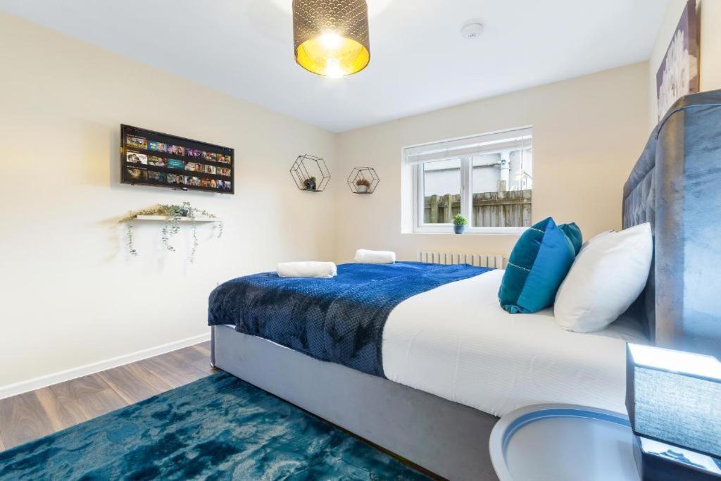 Twickenham Homes Айсълуърт Екстериор снимка