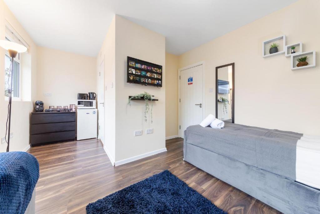 Twickenham Homes Айсълуърт Екстериор снимка