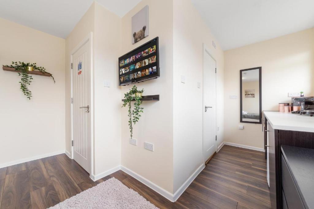 Twickenham Homes Айсълуърт Екстериор снимка